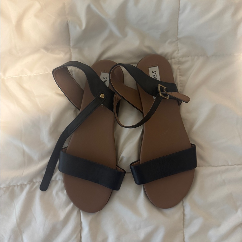 Steve Madden Black and Brown Leather Ankle-Strap Sandals